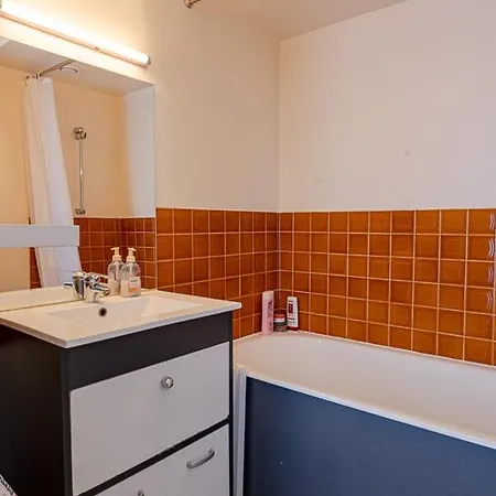 Studio Design With Terrace Close To Bastille Apartman *